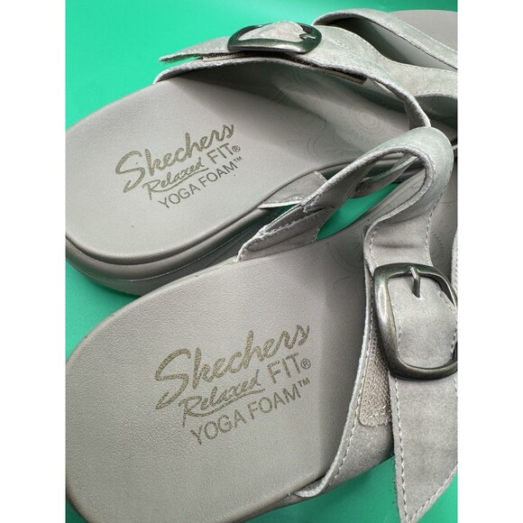 Skechers Women's Easy Going - Slides Sandals Relaxed Yoga Foam Fit Sz 8.5 Taupe - Picture 8 of 9